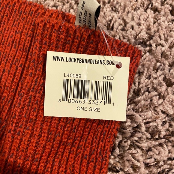 FOSSIL Scarf ❤️ - Picture 2 of 3